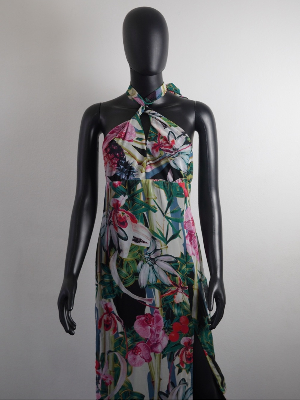 VENUS Floral Halter Maxi Dress in Pink, Green, White